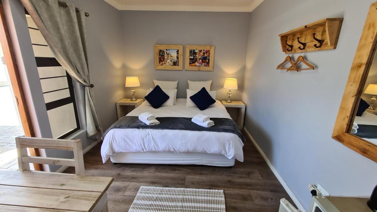 Tiende Laan Bed & Breakfast And Self-Catering Walvis Bay Luaran gambar