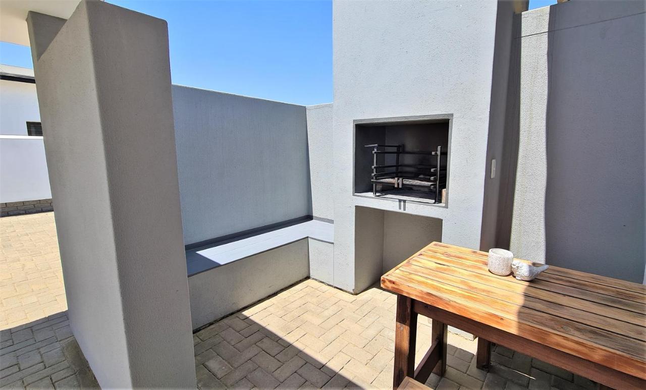 Tiende Laan Bed & Breakfast And Self-Catering Walvis Bay Luaran gambar