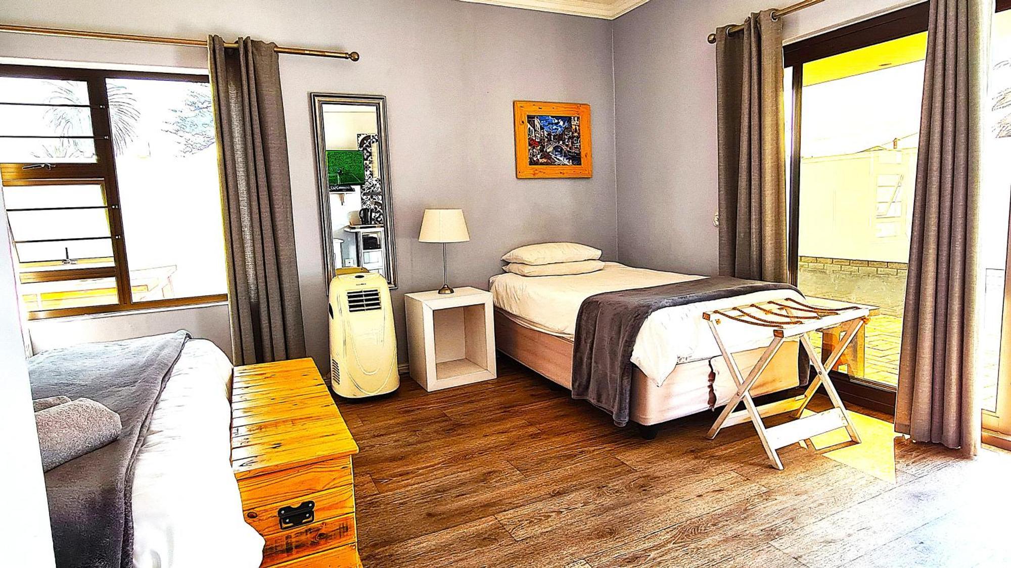 Tiende Laan Bed & Breakfast And Self-Catering Walvis Bay Luaran gambar