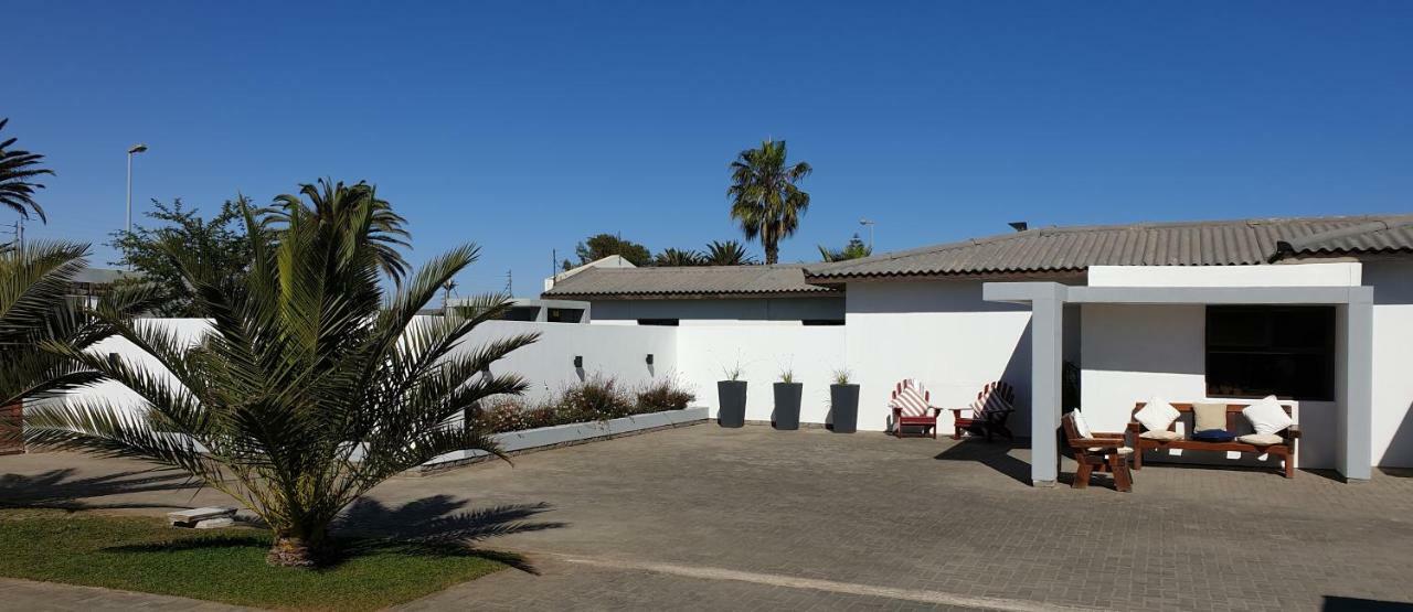 Tiende Laan Bed & Breakfast And Self-Catering Walvis Bay Luaran gambar