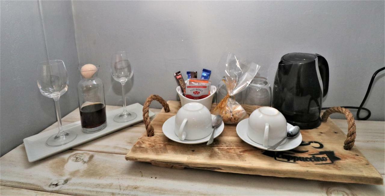 Tiende Laan Bed & Breakfast And Self-Catering Walvis Bay Luaran gambar