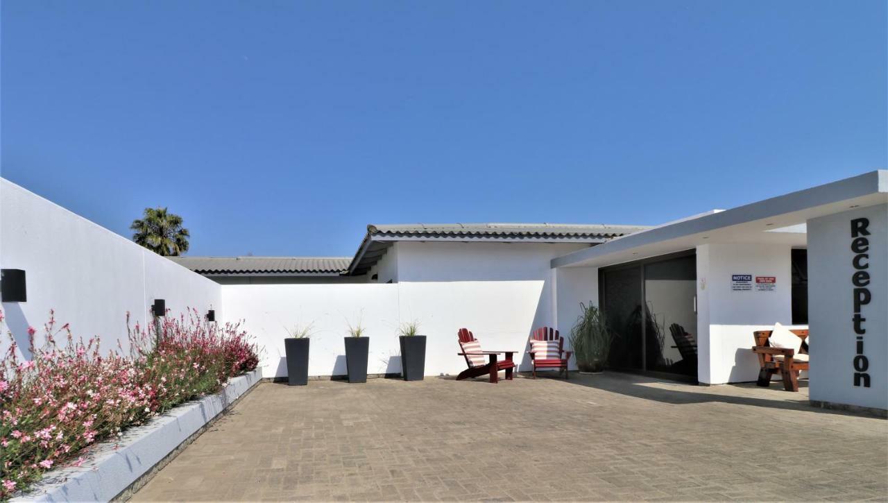 Tiende Laan Bed & Breakfast And Self-Catering Walvis Bay Luaran gambar