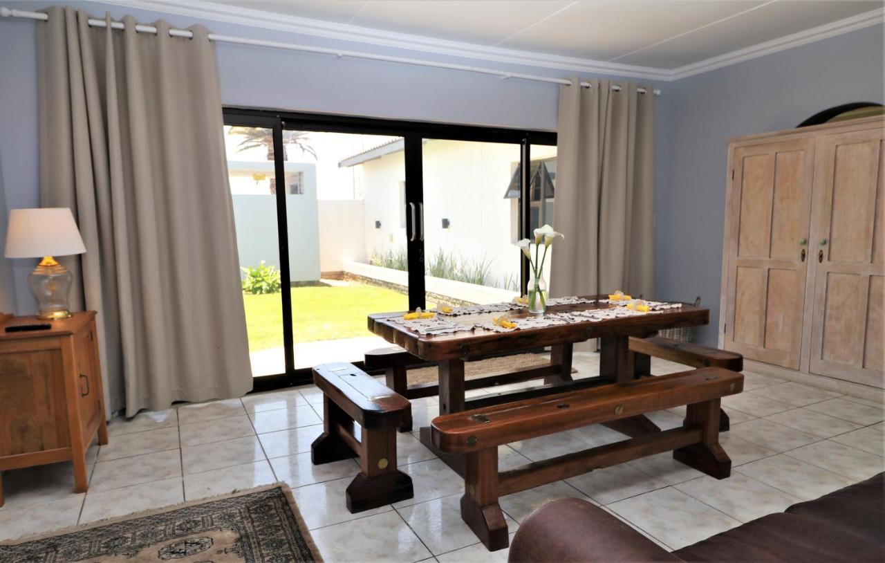 Tiende Laan Bed & Breakfast And Self-Catering Walvis Bay Luaran gambar