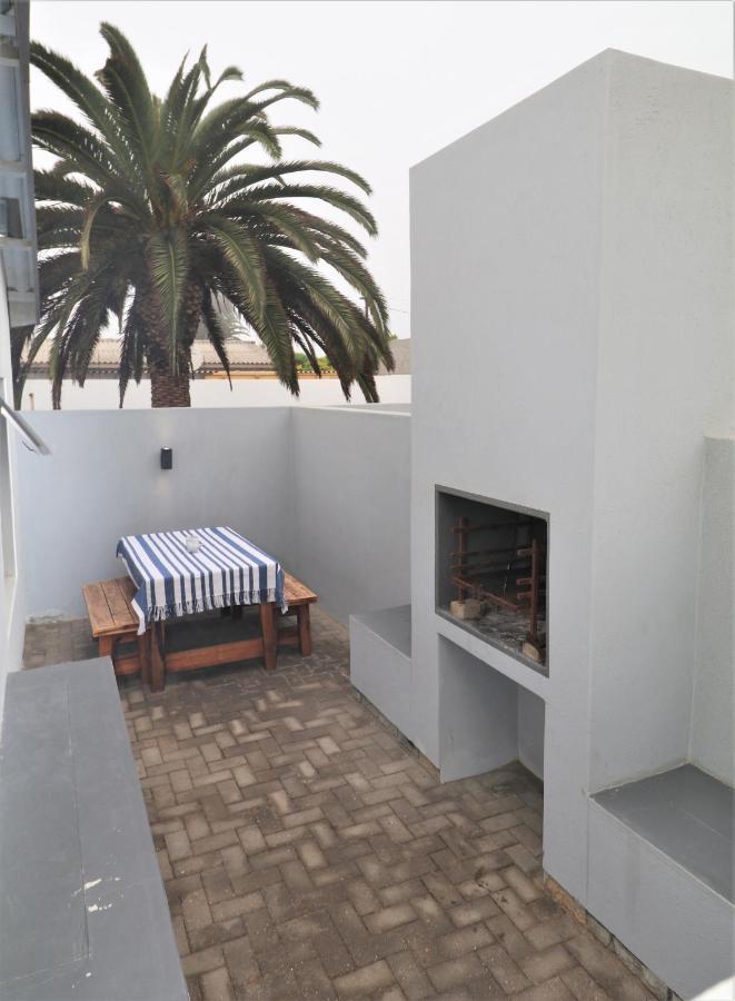 Tiende Laan Bed & Breakfast And Self-Catering Walvis Bay Luaran gambar