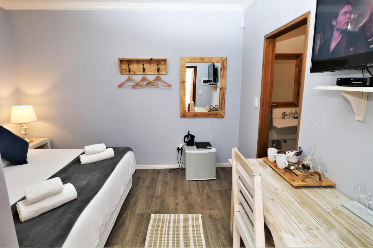 Tiende Laan Bed & Breakfast And Self-Catering Walvis Bay Luaran gambar
